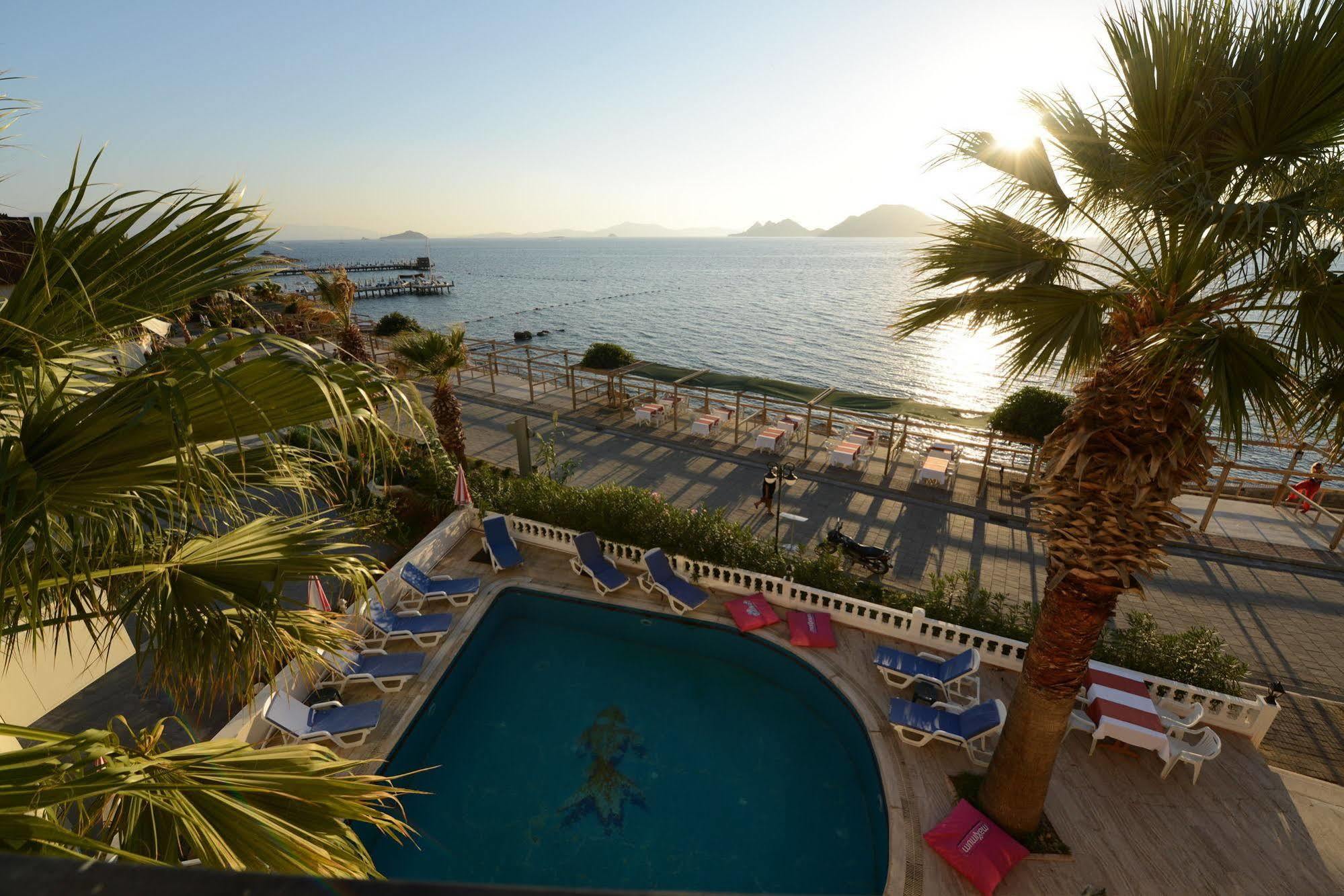 Ado Beach Hotel Turgutreis Exteriér fotografie